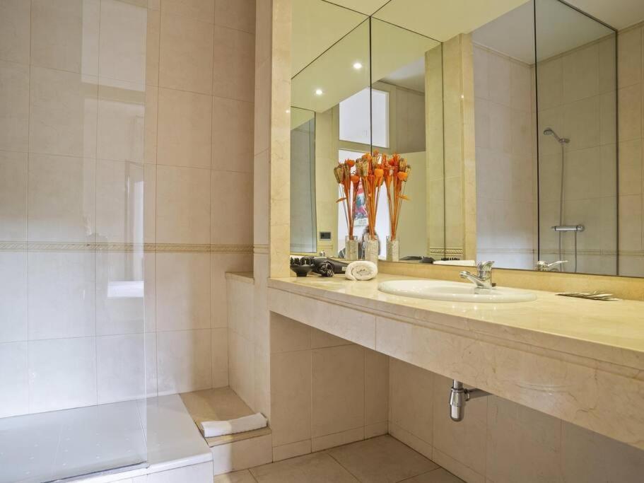 ¡Apartamento En El Centro De Barcelona! Екстериор снимка