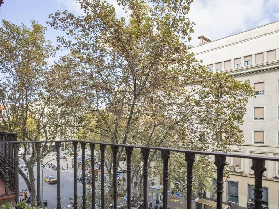¡Apartamento En El Centro De Barcelona! Екстериор снимка