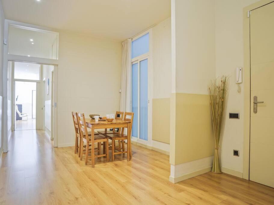 ¡Apartamento En El Centro De Barcelona! Екстериор снимка